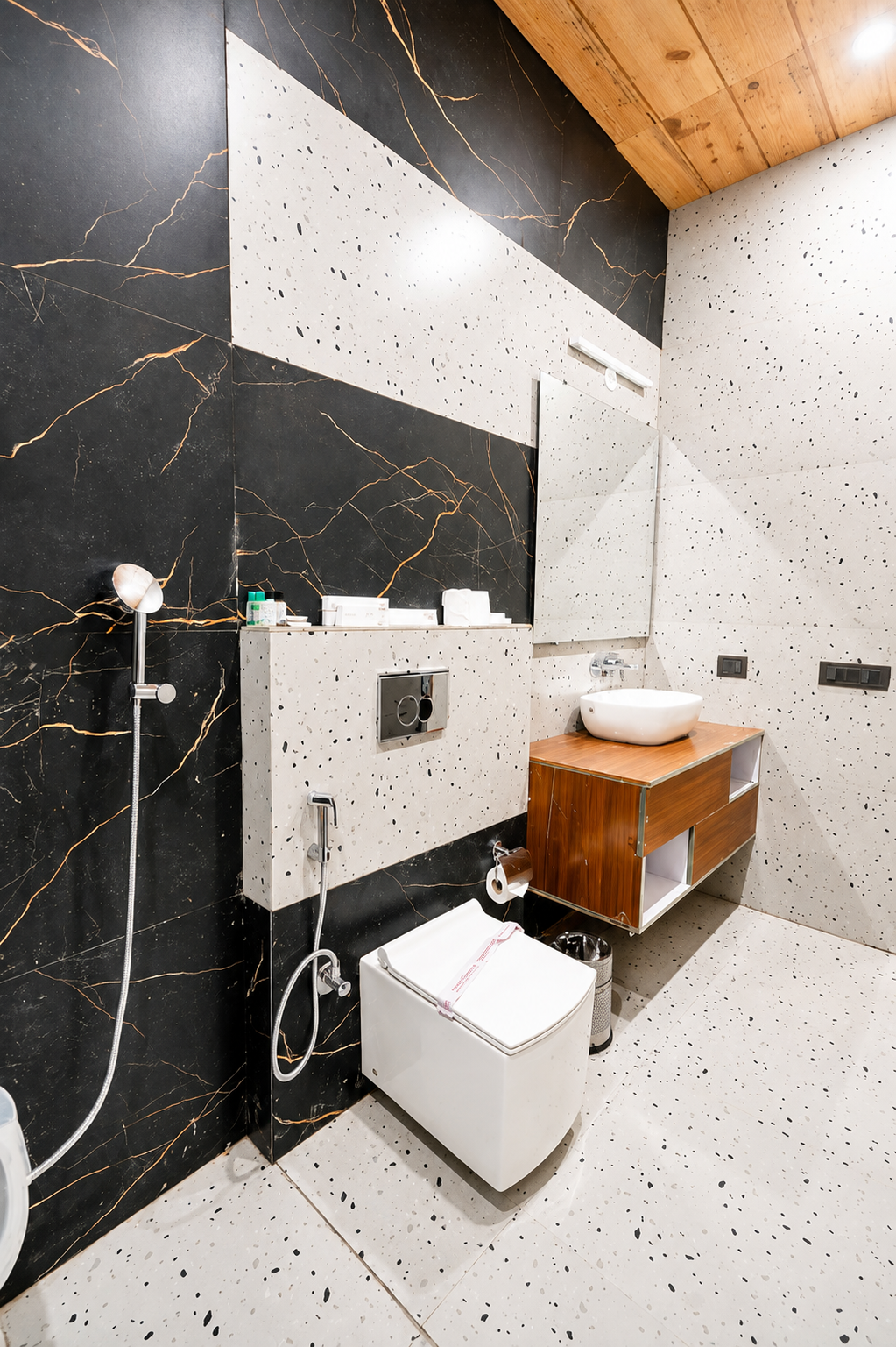 Luxury bathroom of the Jungle Suite at La Perle River Resort